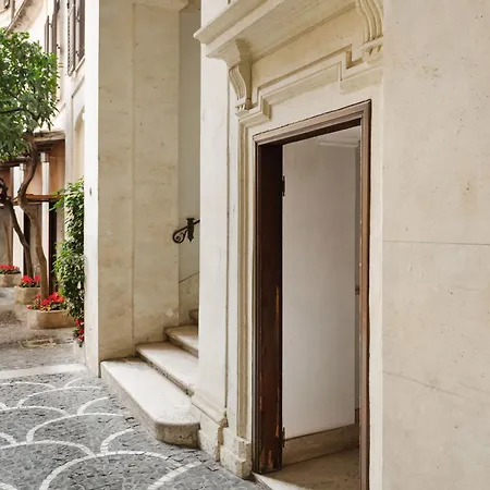 Navona Panoramic By Romeloft Apartment